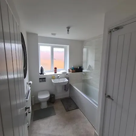 Lovely New Home In Manchester Close To Manchester City Fc Exterior photo